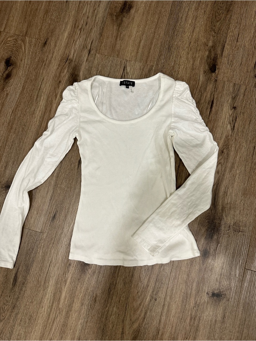 State Scoop Neck White Long Sleeve Top with Ruched Shoulders